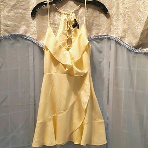 FOREVER 21 YELLOW RAYON HALTER DRESS SZ S